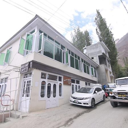World Roof Hotel Hunza Karimabad  Exteriör bild